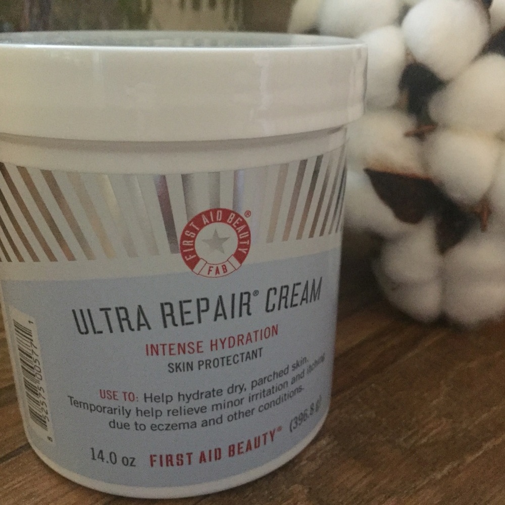 First Aid Beauty Ultra Repair Cream